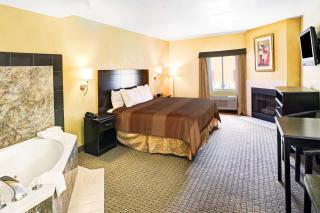 Days Inn & Suites by Wyndham Downtown Gatlinburg Parkway - Gatlinburg - 8