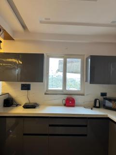 FamJam Onyx Oasis 4bhk apartment - 7