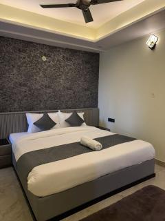 FamJam Onyx Oasis 4bhk apartment - 6