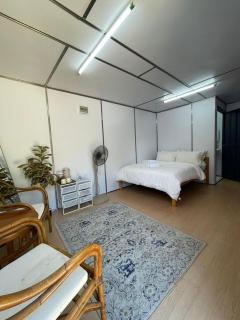 Qayazi Roomstay - - 0