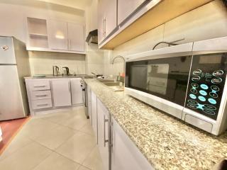 Best Location & City Views Affordable Bole Stay - Addis-Abeba - 7