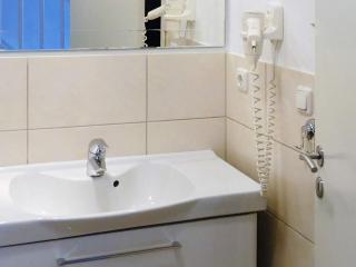 Lush holiday home with sauna - Wendtorf - 1