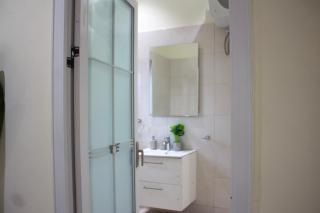 Modern and Luxe Apartment - Kwabenya - 4