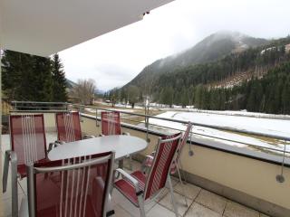 Chalet in Saalbach near Ski Lift - 9
