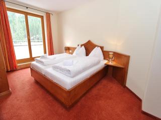Chalet in Saalbach near Ski Lift - Saalbach-Hinterglemm - 4