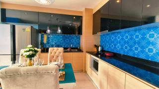 Luxury 2-Bedroom Sea View Escape - 4