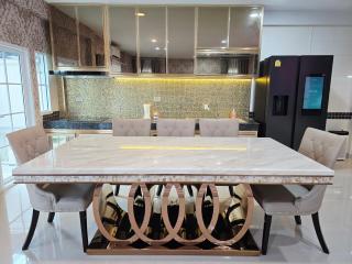 Elegant Home 5min walk to Maria Pizzeria 5min drive to Central WestGate - 9