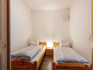 Apartment in Strengen near Ski Bus - 1