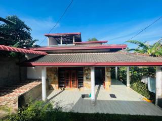 Dileesha Apartmnet - Mirihana - 0
