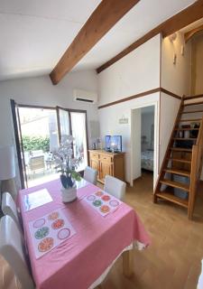 DOUCEUR D AZUR maison climatisée 1 à 4 personnes avec jardinet piscine et parking idéal séjour pro ou détente - 3