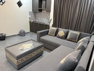 Prime location 1 Bedroom Apartment with private entrance - Rawalpindi - 1
