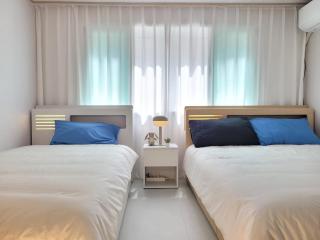 2-Bedroom Apartment, Dongmyo Station near DDP & MyeongDong - 0
