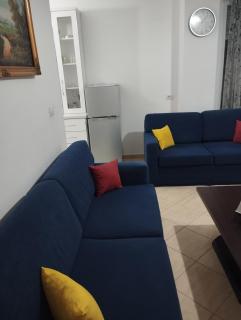Apartament Rruga Sazan pran Kraal Hotel - Vlora - 4