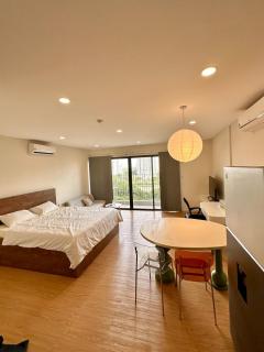 Spacious studio in D7 Close to SECC, RMIT Uni - 0