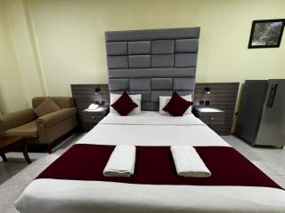 ROYAL HOTEL - 7