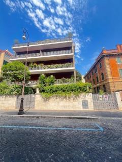 Savoia House, modern apartment near Villa Borghese - 3