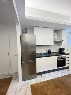 Savoia House, modern apartment near Villa Borghese - 7
