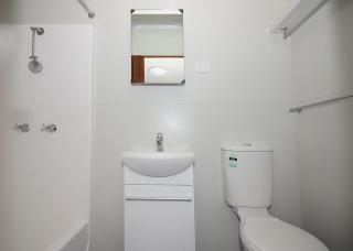 Coolgardie Caravan Park - 1