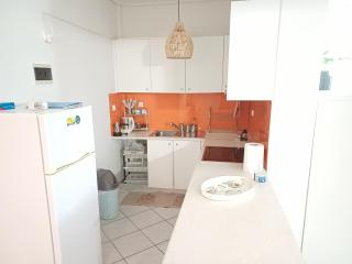 Flat with garden near sea, port and airport - 2