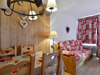 Appartement rénové, skis aux pieds, balcon, 5 pers, casier à skis - FR-1-181-1953 - 0
