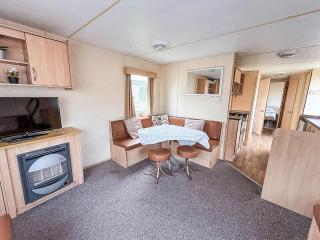 Lovely 8 Berth Caravan At St Osyth Beach Holiday Park Ref 28101G - 4