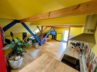 Anton's bunte Welt (100 m², Parkplatz, Garten und viel mehr) - 4