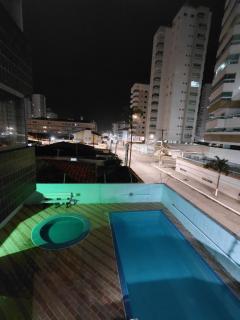 praia grande caiçara 2 quartos,sendo 1 suite - 6