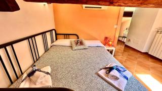 Charming Florence Apartment in Historic Building No Elevator - 4
