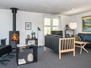 6 person holiday home in Hemmet - 2