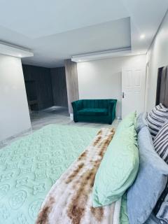 Delightful home - 3