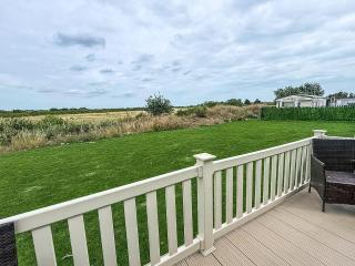 Modern 6 Berth Caravan At St Osyth Beach In Essex Ref 28002Sv - 3