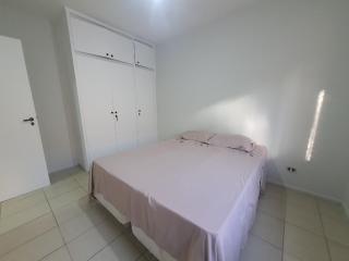 3 quadras da praia da enseada - 2