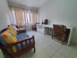 3 quadras da praia da enseada - 7