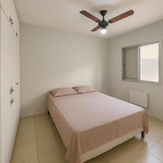3 quadras da praia da enseada - 2