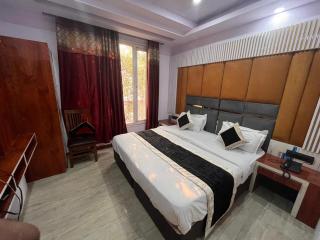 Haveliya Homes- Just 1 minute from Railway Station and Connaught place - 5