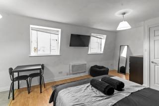 Large Delux Studio - 26 - Leicester - 2