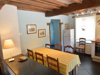Cozy Cottage Near River - Alle - 8