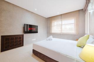 Elegant Villa with Pool & Garden Atlas Mountain View, 21 km from Marrakech - Sidi Bouzguia - 1