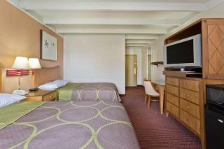 Super 8 by Wyndham Melbourne - 5