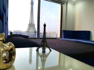 Eiffel& garden view - Brand New Apartments - Very Spacious - Lahore - 2