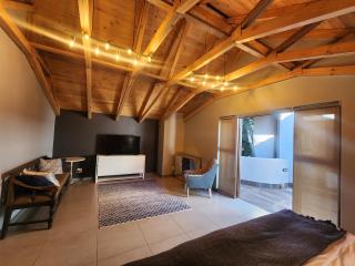 The Elegant Lakehouse Apartment on The Panorama Route - 8