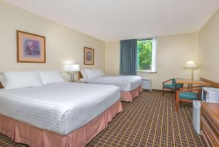 Howard Johnson by Wyndham Tillsonburg - 8