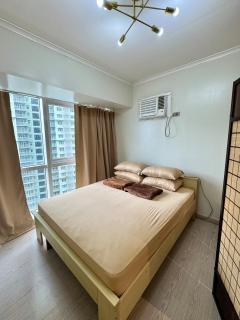 Cozy Spacious BGC Condo near SM Aura, High Street - Manila - 7