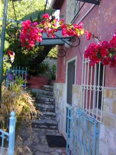 Robin House in Nisaki - 3