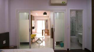 Spacious room with kitchen and 2 balconies - 7