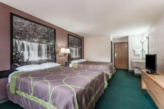 Super 8 by Wyndham Carrollton - 4