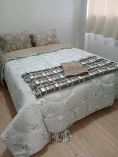 Quarto confortável no coração de Brusque - 0
