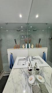 Nomad Dreams Estoril N4 walking distance to the beach - 0