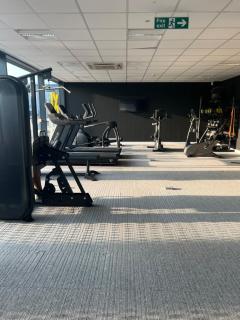 TJ Luxe Salford - Manchester - 7