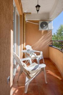 Bright & Stylish, Fully-Equipped Apartment - 1